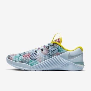 Nike Metcon 5 AMP Passport 2020 Size 8 Womens